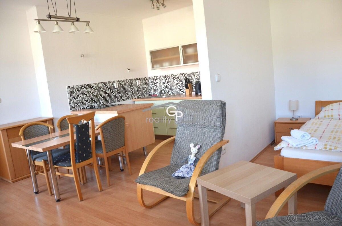 Pronájem byt - Lipno nad Vltavou, 382 78