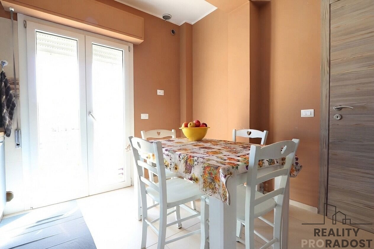 Byt 3+kk · 92 m² · Villa Rosa, Itálie - 4