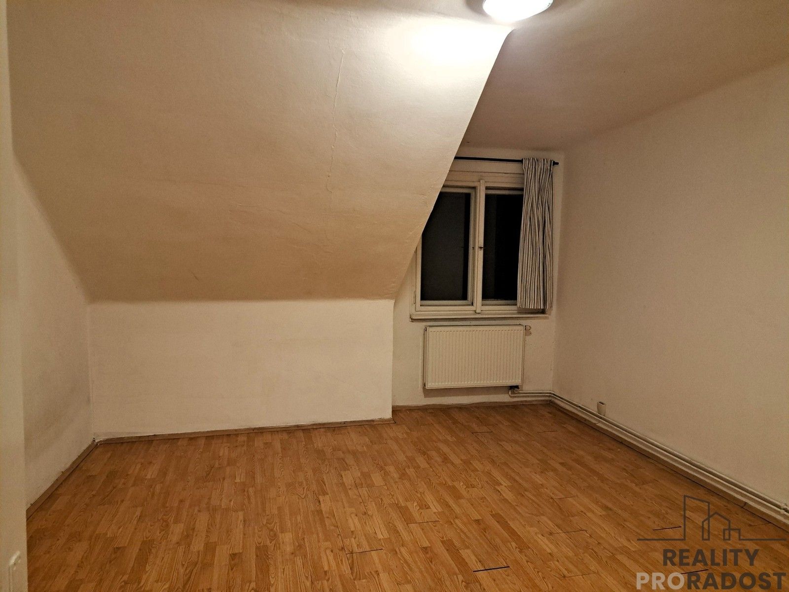 2+kk, U staré pošty, Praha, 40 m²