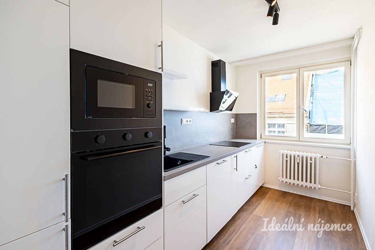 3+1, Heřmanova, Praha, 68 m²