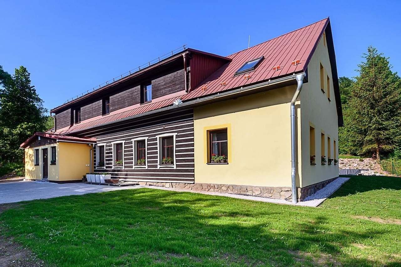 Chata · Bernartice - Křenov u Žacléře, Královéhradecký kraj - 3