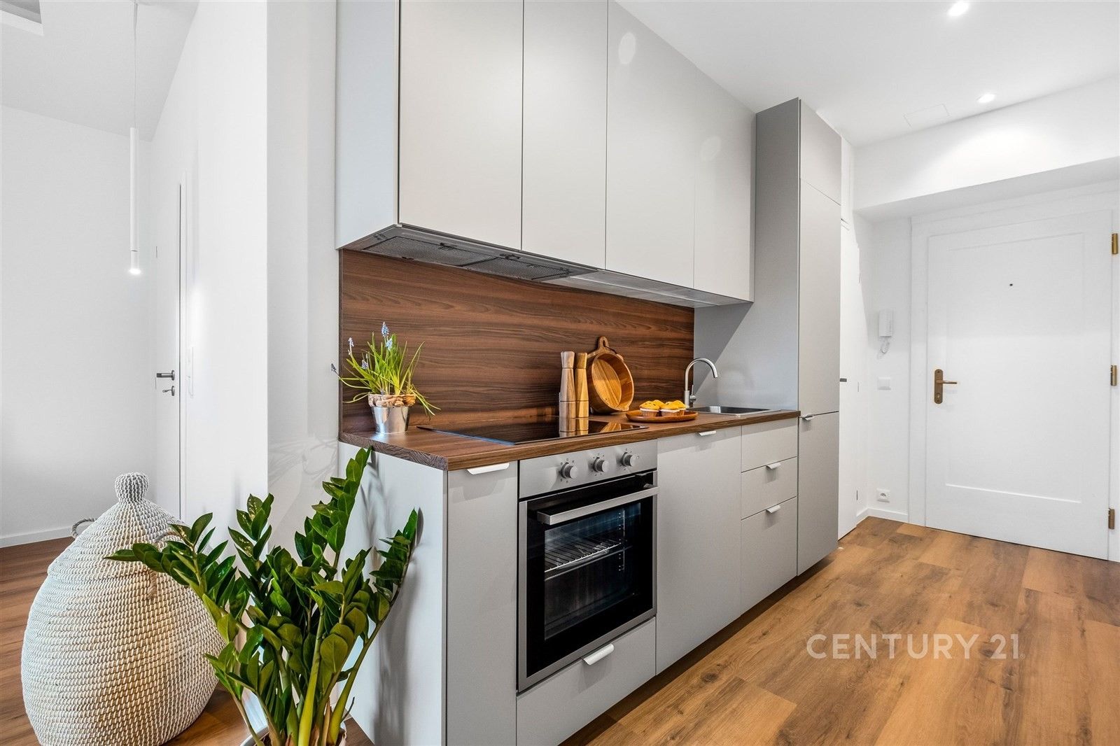 1+kk, Jeseniova , Praha, 28 m² - 2