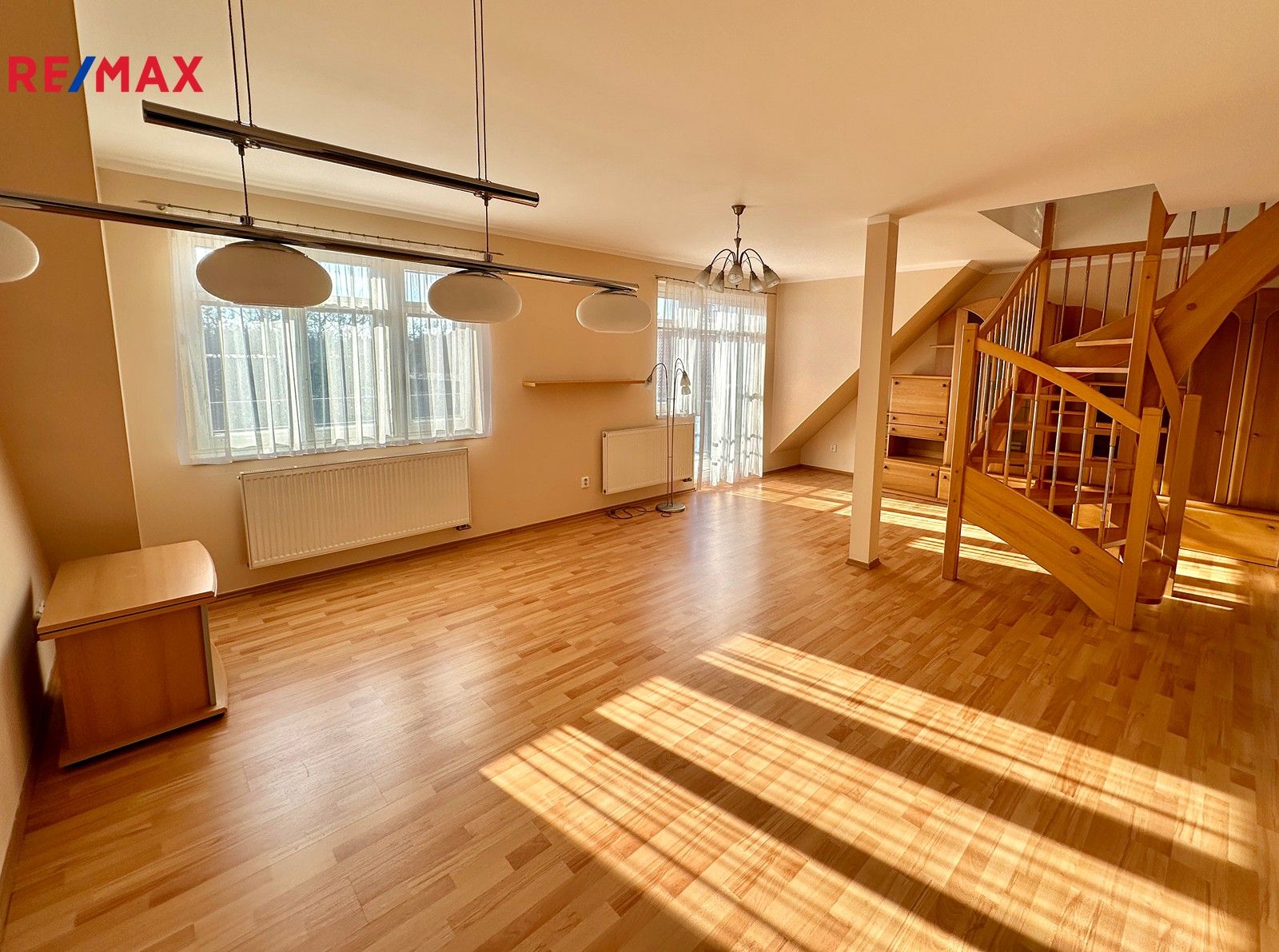 4+kk, Benická, Praha, 107 m²