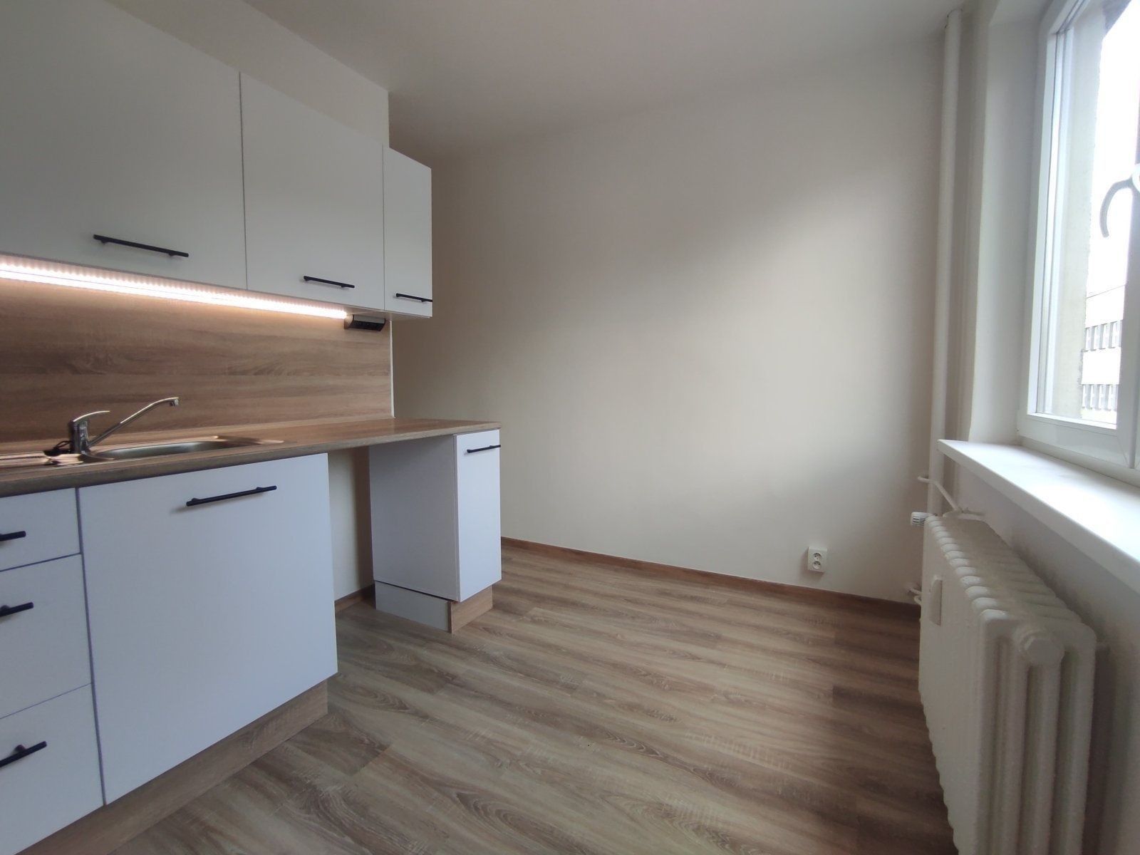 Pronájem byt 2+1 - Osvobození, Orlová - Horní Lutyně, Moravskoslezský kraj, 57 m² - 5
