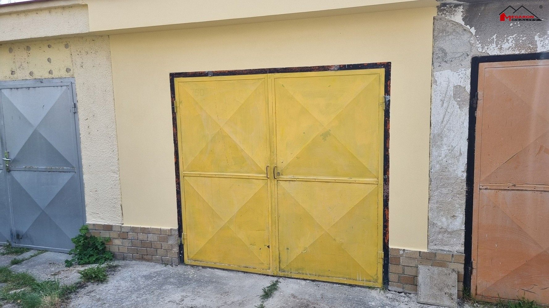 Pronájem garáž - Břeclav, Jihomoravský kraj, 15 m² - 1