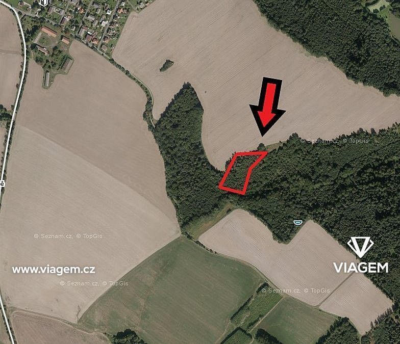 Les, 3 512 m²