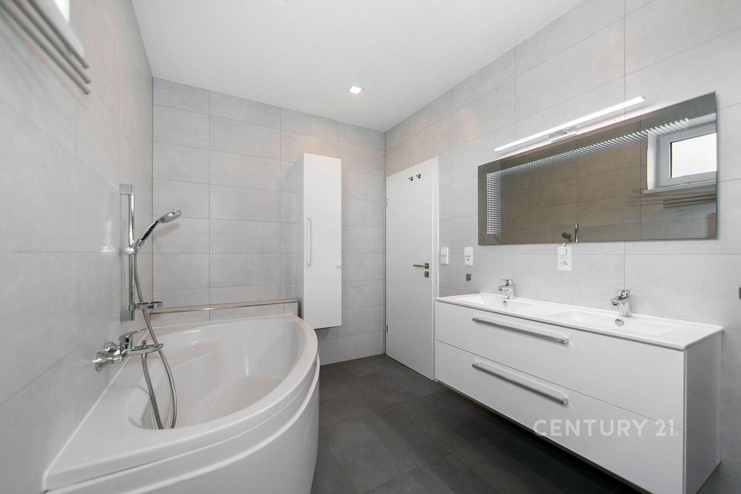 Rodinný dům · 167 m² · Chotíkov, okres Plzeň-sever, Plzeňský kraj - 4