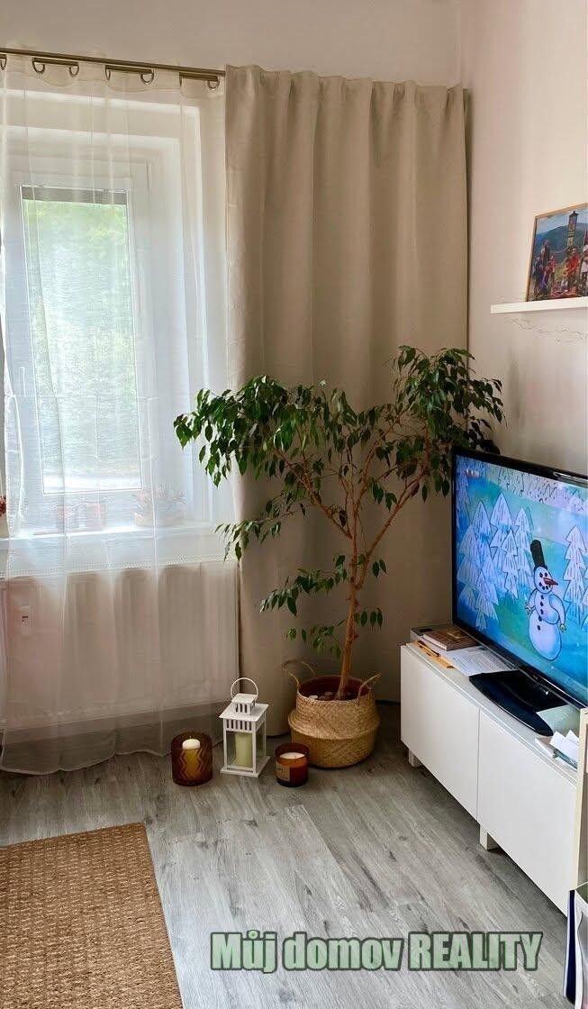 2+kk, Karlovarská, Praha, 41 m² - 1