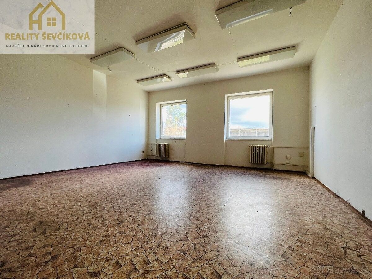 Kanceláře, Hradec Králové, 500 03