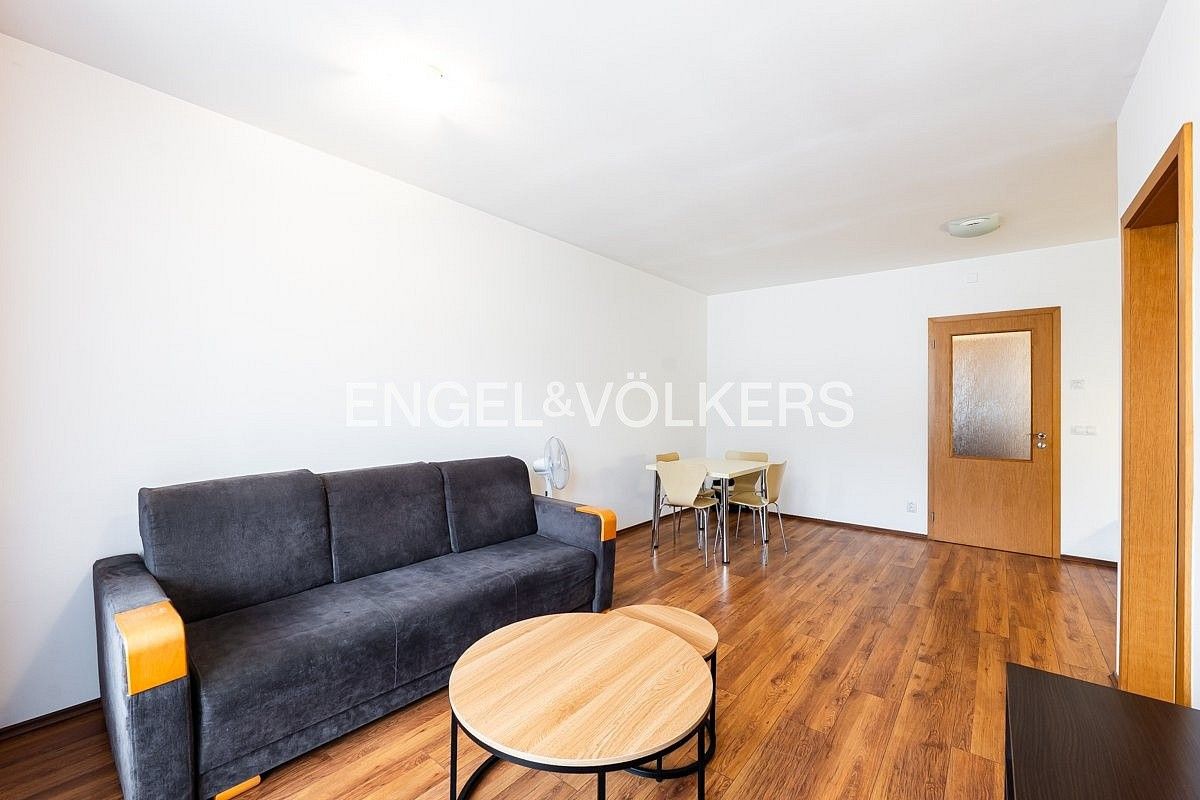 Pronájem byt 2+kk - Praha - Karlín, okres Praha 8, Hlavní město Praha, 51 m² - 5