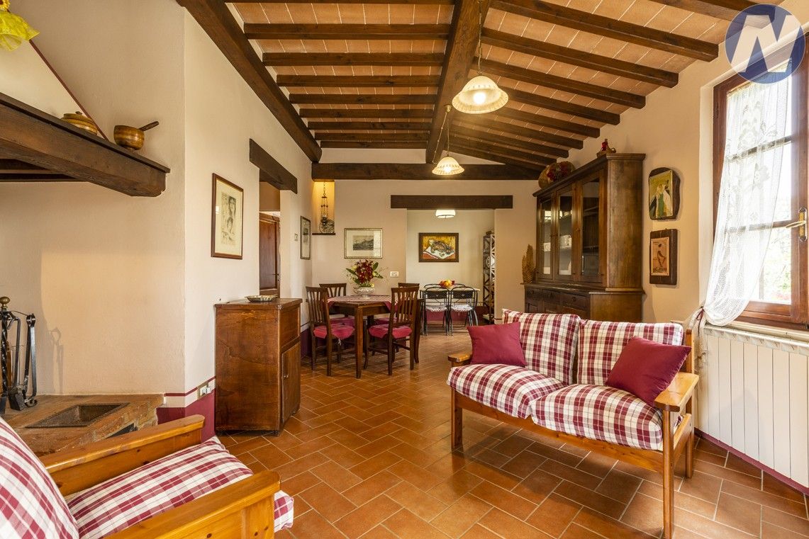 Prodej rodinný dům - 987 66, Zahraničí