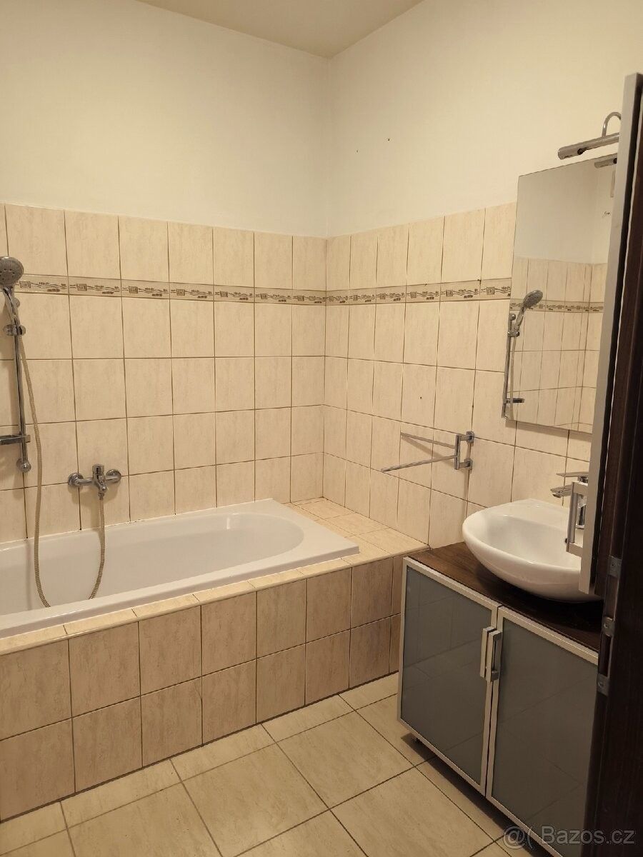 Byt 2+kk · 56 m² · Chelčického, Kolín - Kolín, Středočeský kraj - 3