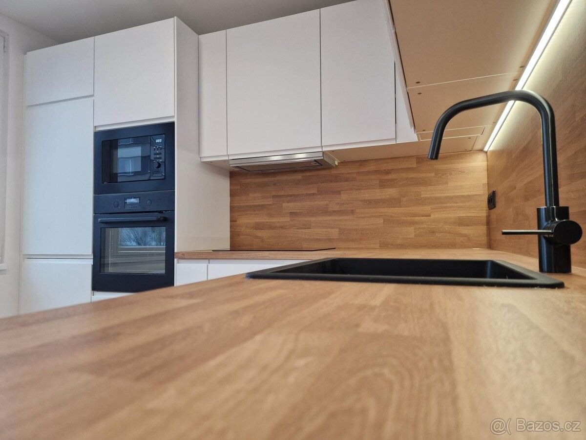 Byty, Trutnov, 541 02