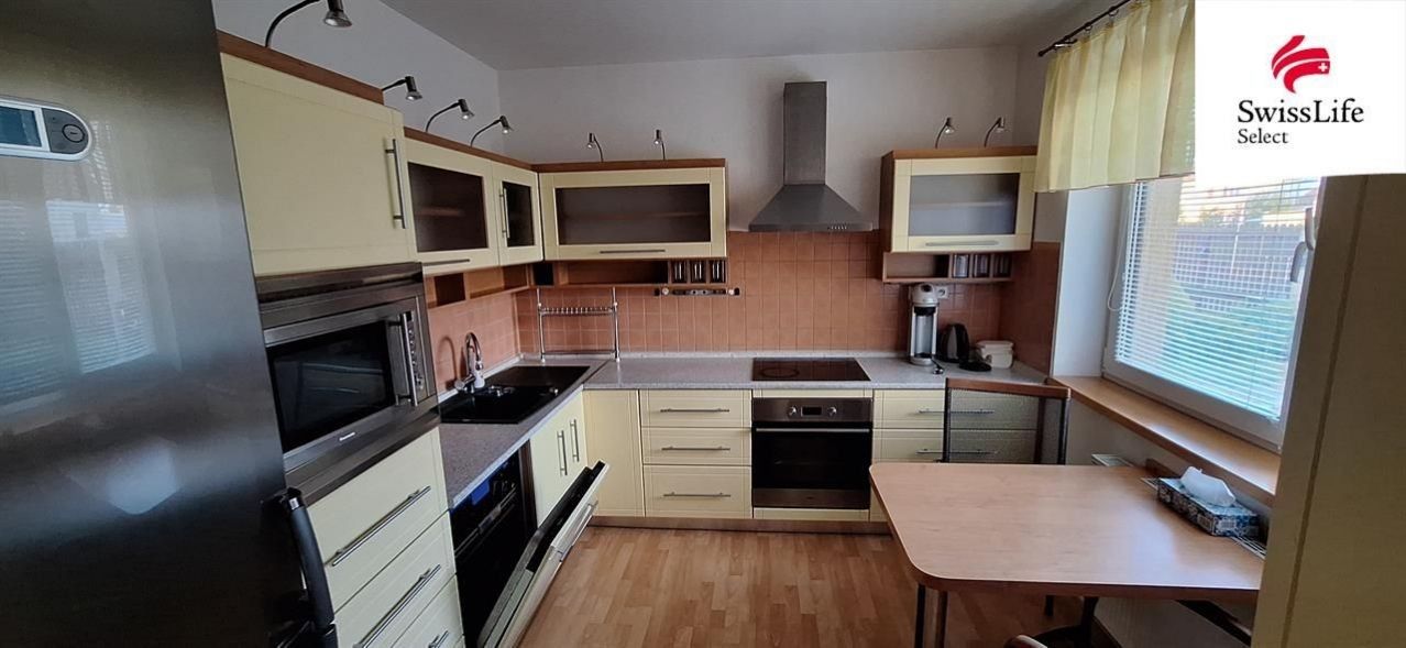 Prodej rodinný dům - Pod Hájem, Vroutek, 168 m²