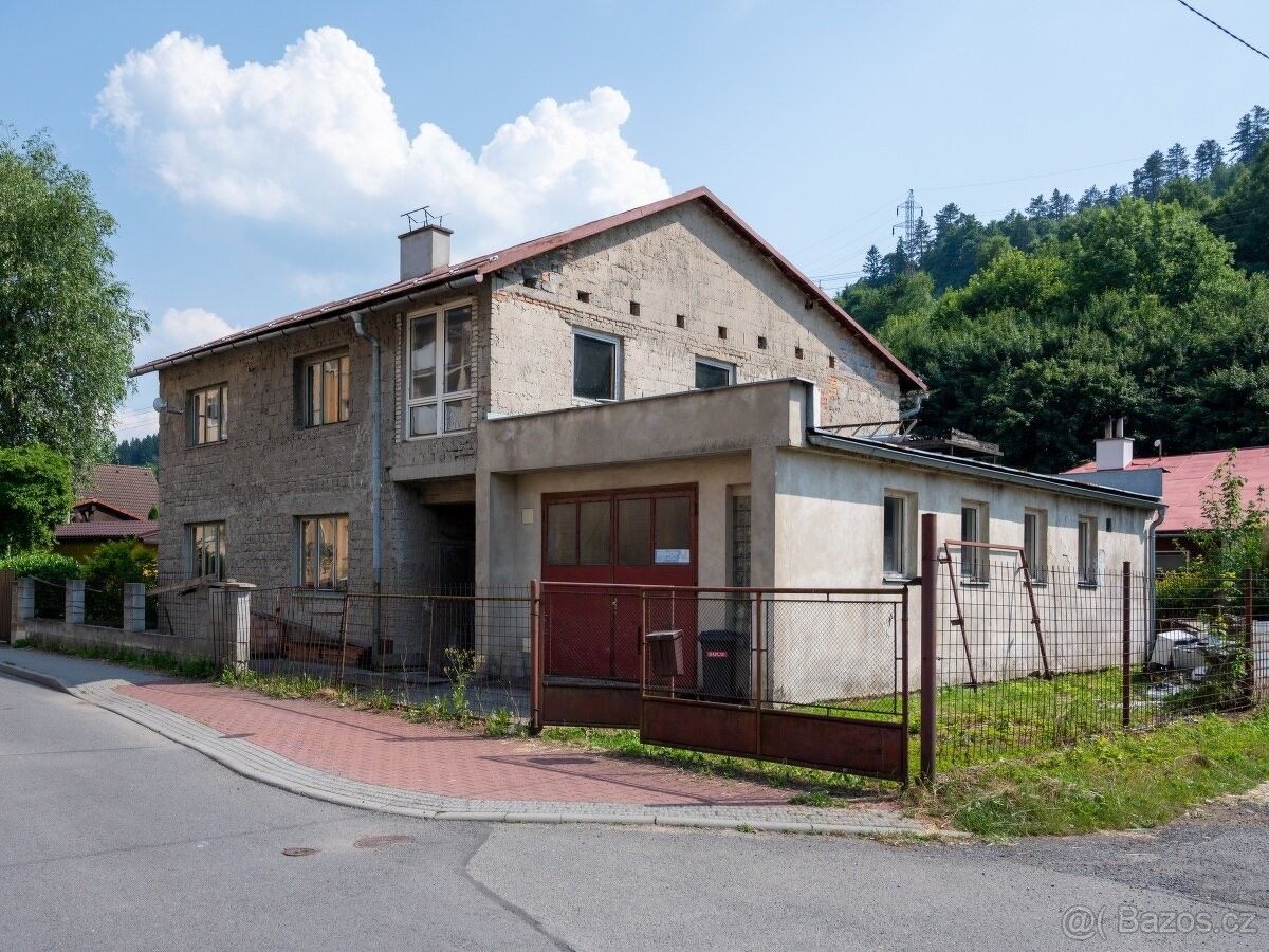 Rodinné domy, Vsetín, 755 01