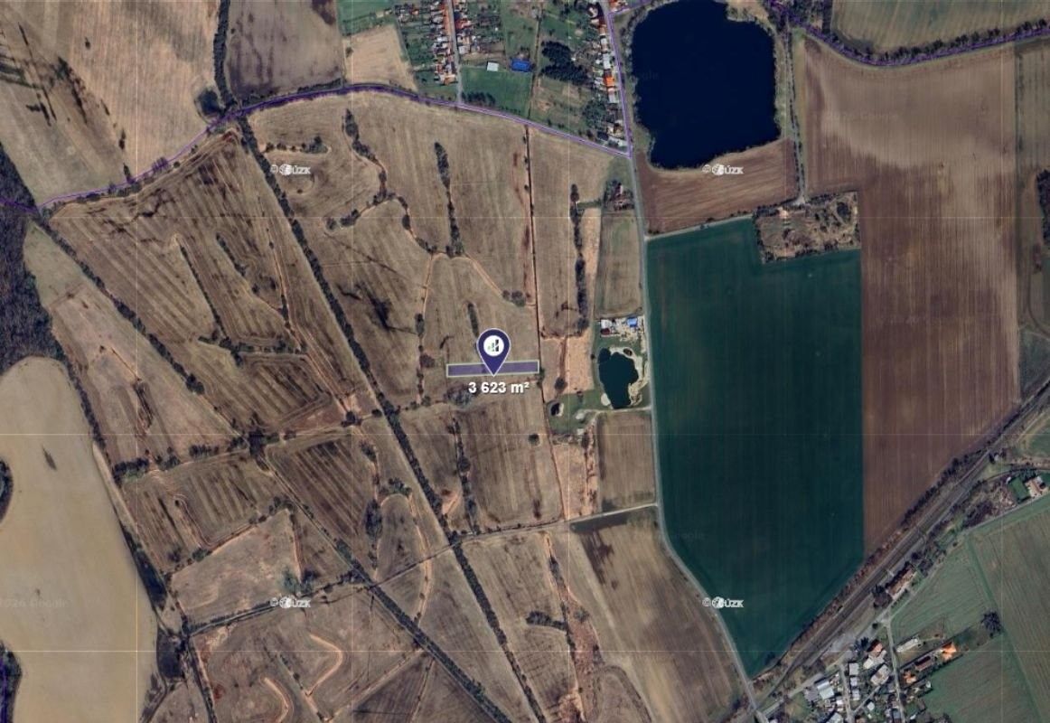 Prodej louka - Chropyně, 1 812 m²