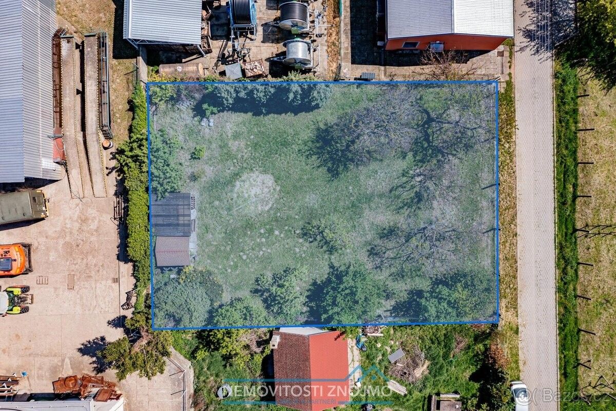 Prodej pozemek pro bydlení - Dyjákovice, 671 26