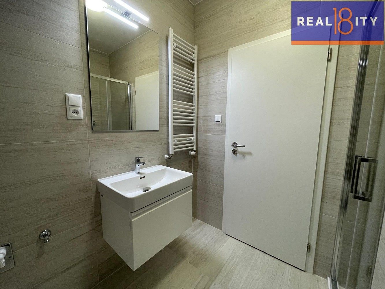 Pronájem byt 1+kk - Praha 3 - Vysočany, 35 m² - 5