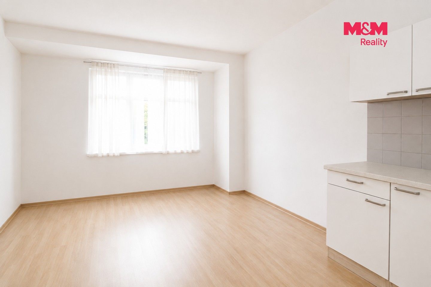 Byt 1+kk · 28 m² · Hanusova, Praha - 3