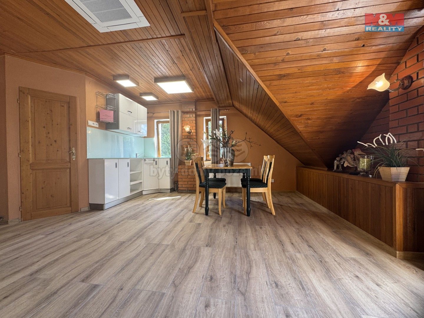 1+kk, Bříství, 34 m²