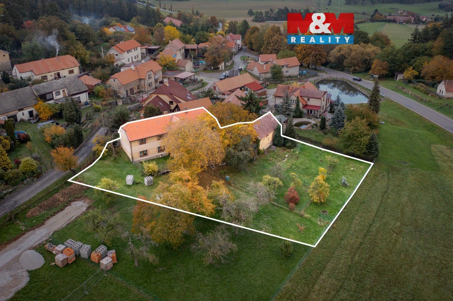 Rodinné domy, Žebrák, Nečín, 209 m²