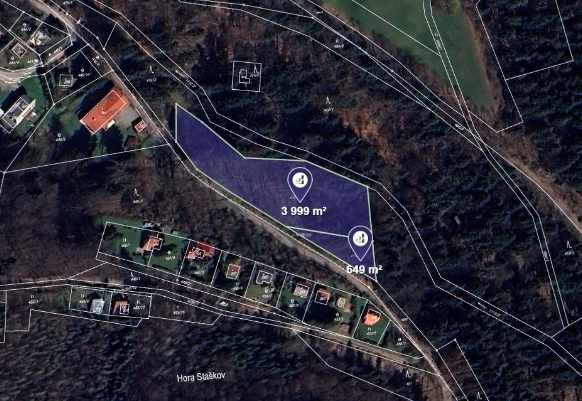 Lesy, Malenovice, 4 648 m²