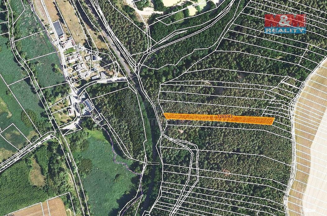 Les, 3 507 m²