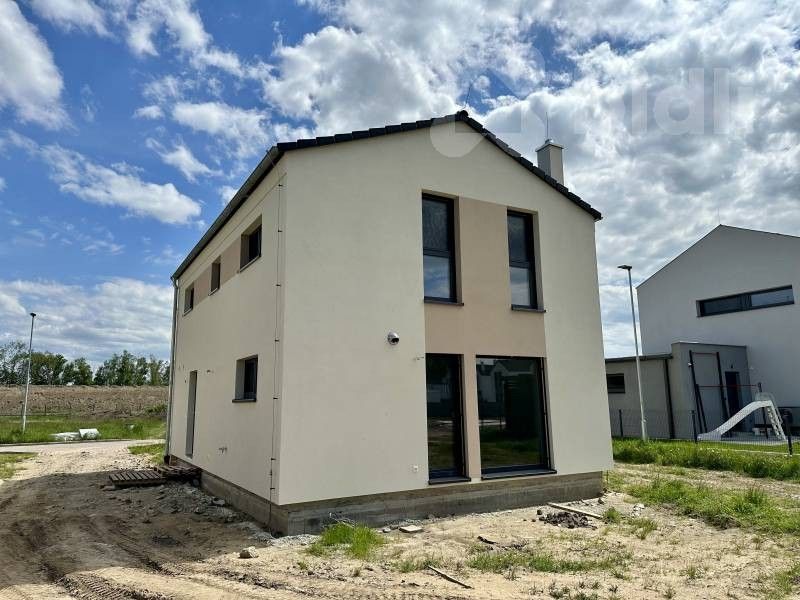 Rodinné domy, Doubravice, Pardubice, 108 m²