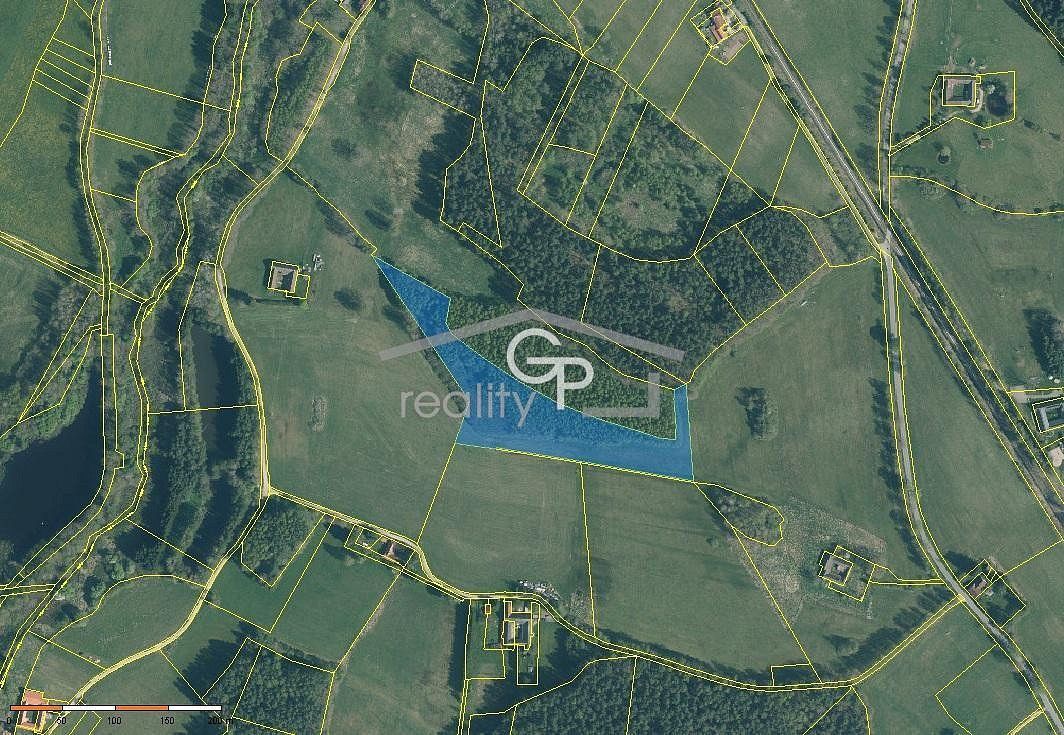 Louka, 15 292 m²