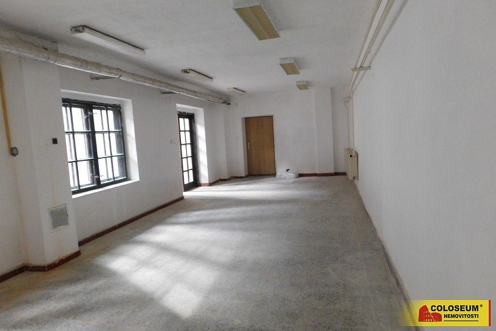 Obchodní prostory · 400 m² · Znojmo, Jihomoravský kraj - 3