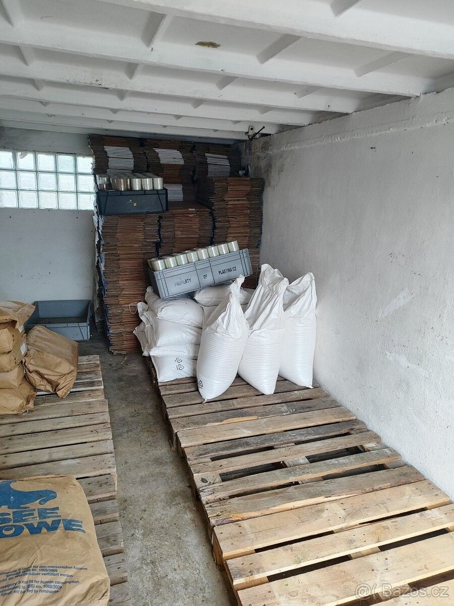 Garáže, Zlín, 763 02