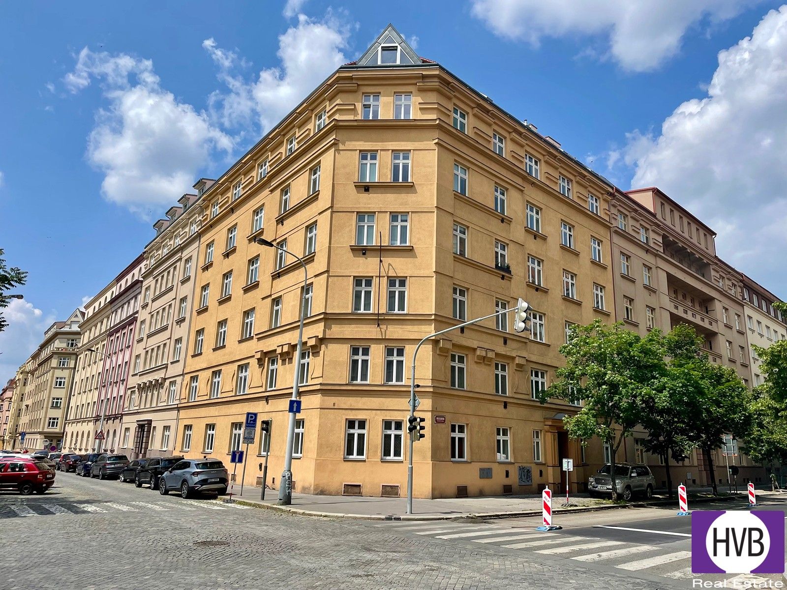 2+kk, Vinohrady, Praha, 72 m²