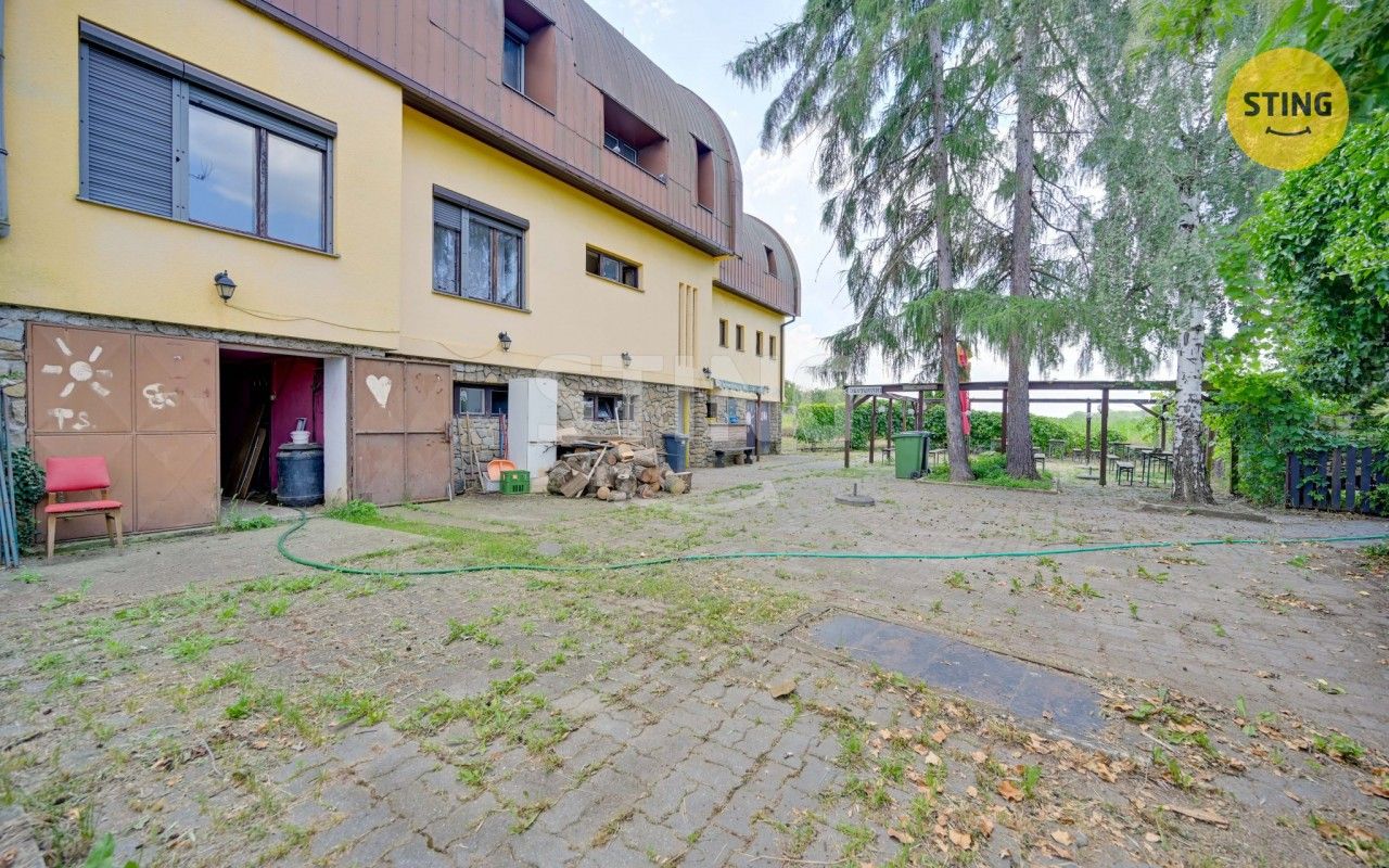 Restaurace · 360 m² · Skalická, Strážnice - 4