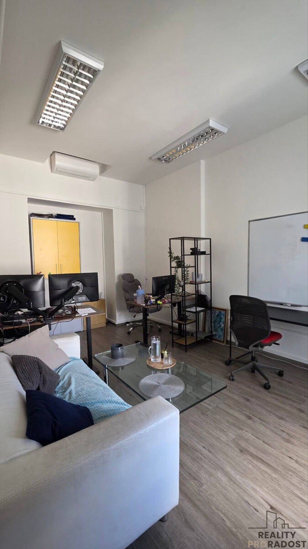 Kanceláře, Karlovo náměstí, Praha Nové Město, 20 m² - 1