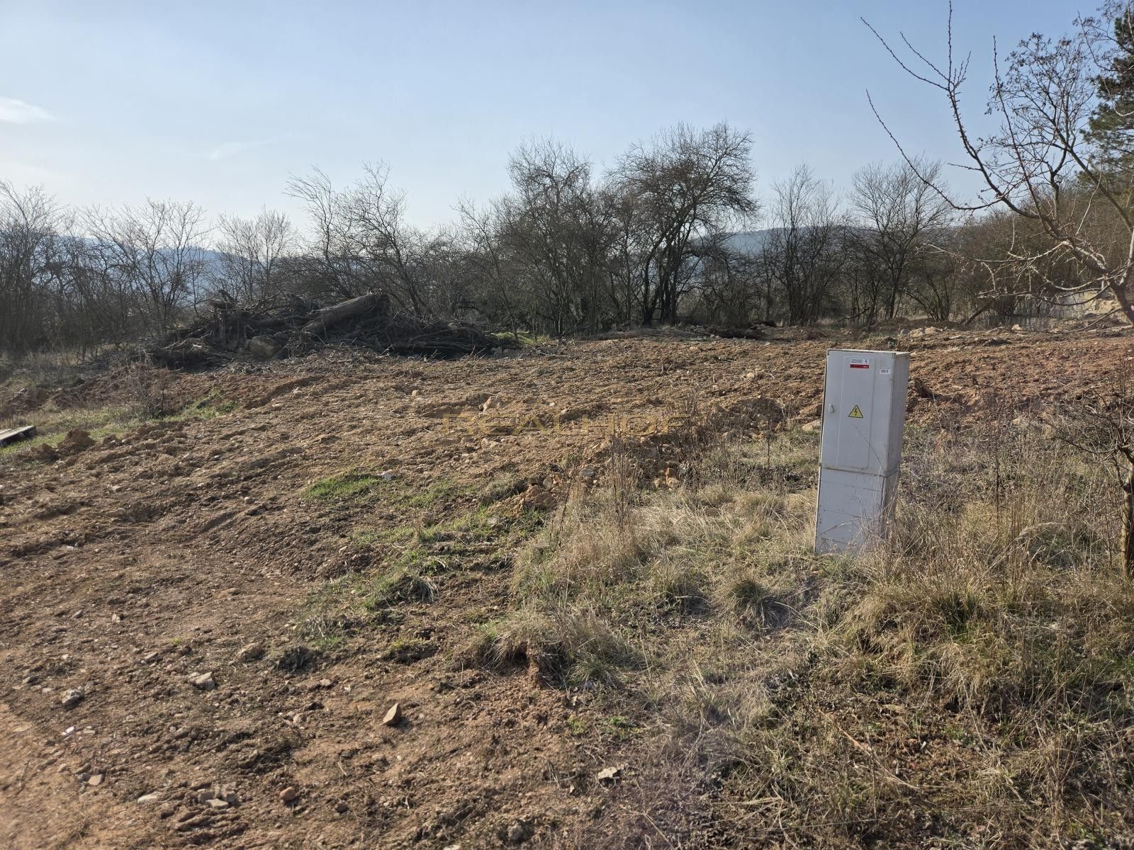 Pozemek pro bydlení, 3 240 m²