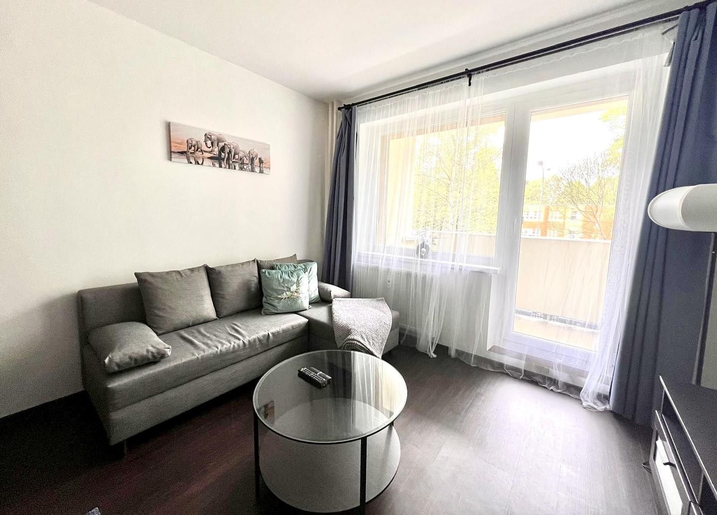 Byt 2+1 · 48 m² · Charkovská 2024/10, Karlovy Vary - 3