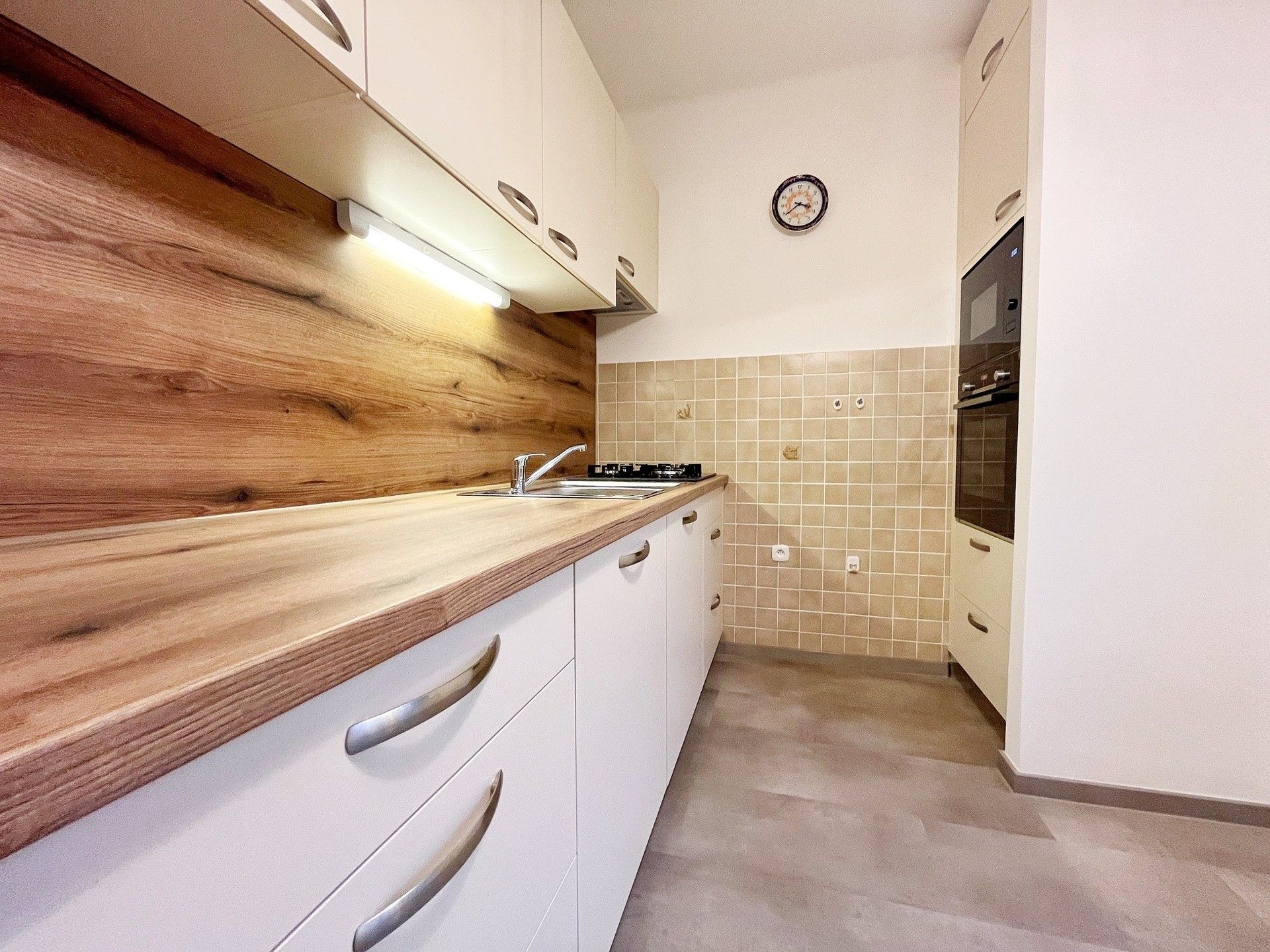 2+1, Dukelských hrdinů, Ústí nad Labem, 49 m²