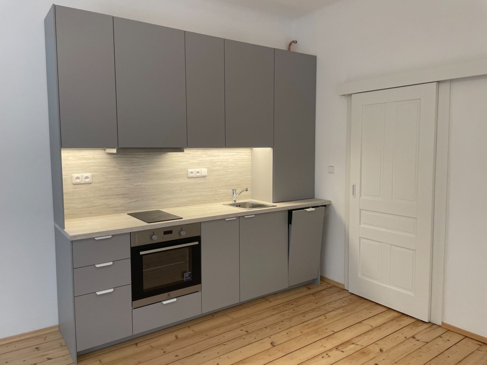 2+kk, U Zeměpisného ústavu, Praha - Bubeneč, 55 m² - 1