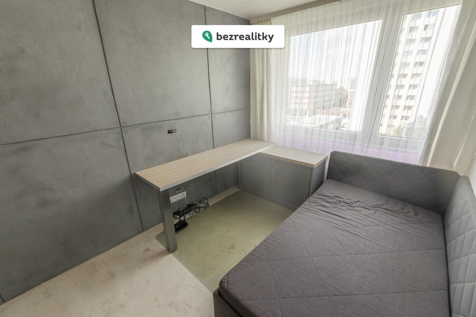 Prodej byt 3+1 - Urxova 297, Hradec Králové Třebeš, 66 m² - 5