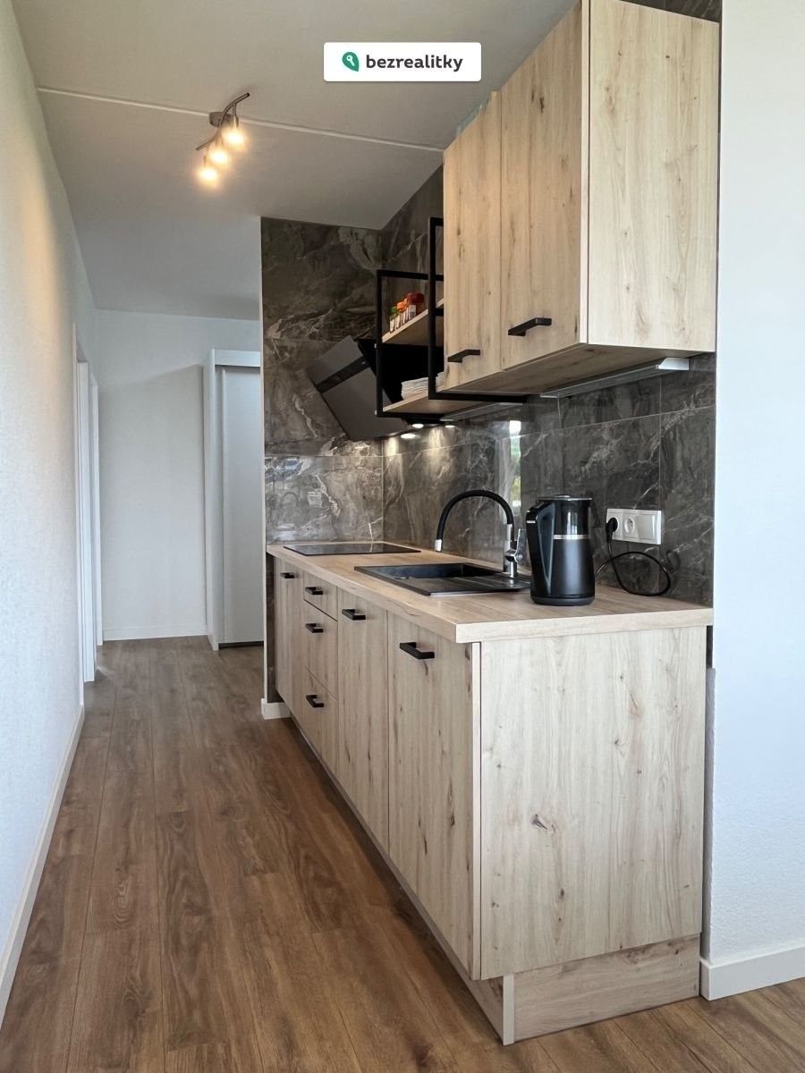 Prodej byt 2+1 - U Koupaliště 844, Karlovy Vary, 64 m²