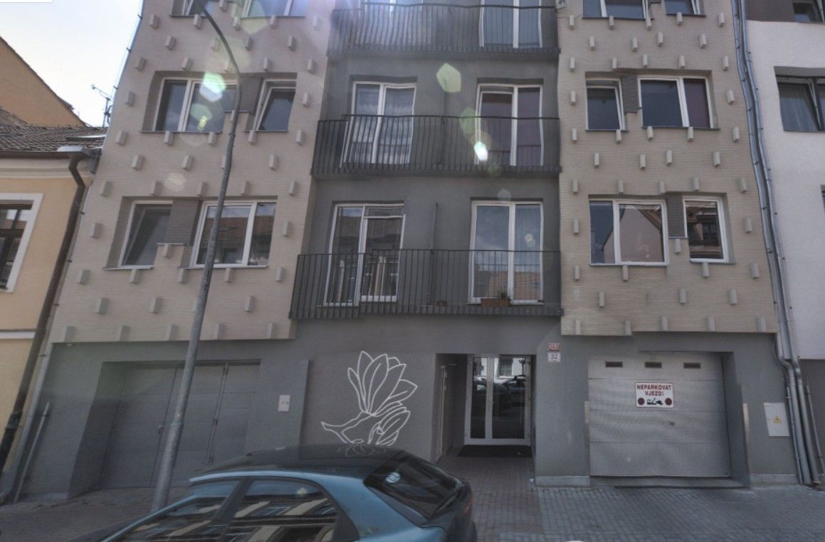 Pronájem garáž - České Budějovice, 370 01