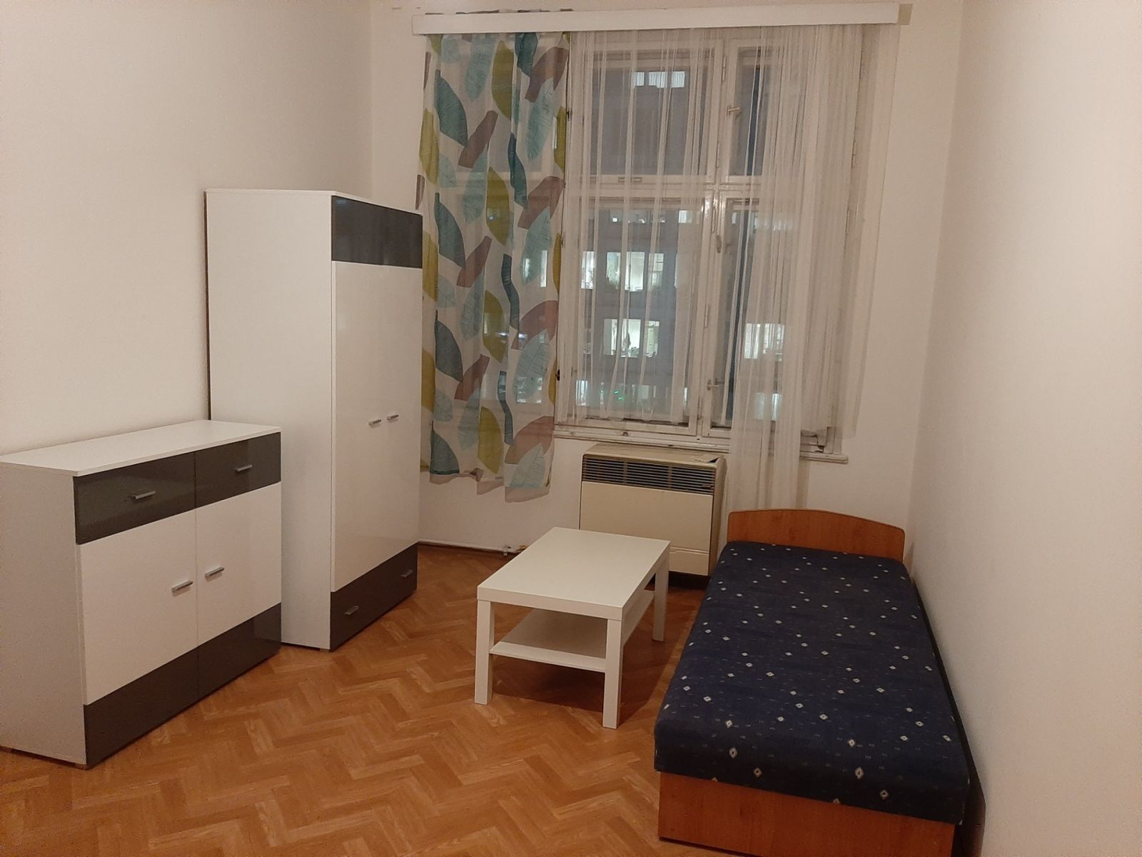 2+1, Pobřežní, Praha - Karlín, 52 m² - 1