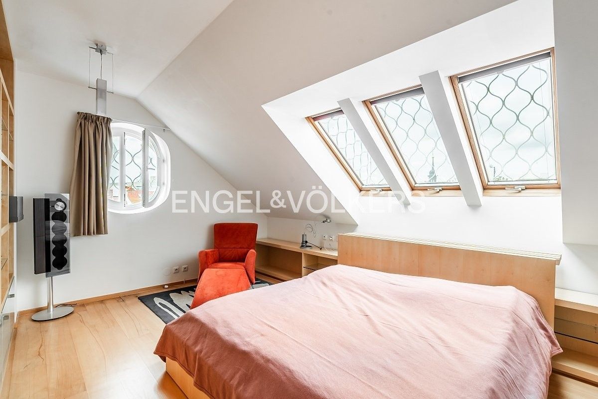 Pronájem byt 4+kk - Bílkova 863, Praha Staré Město, 135 m² - 5