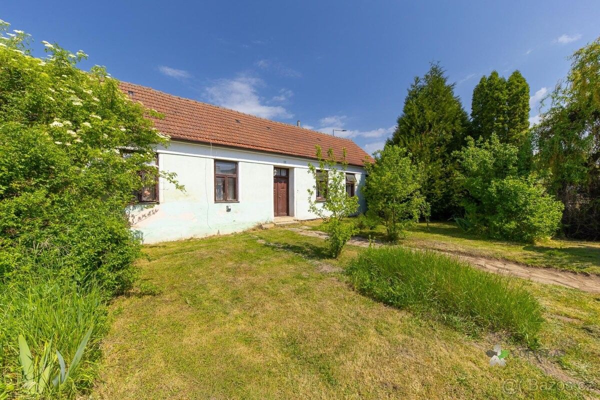 Rodinné domy, Domašov u Brna, 664 83