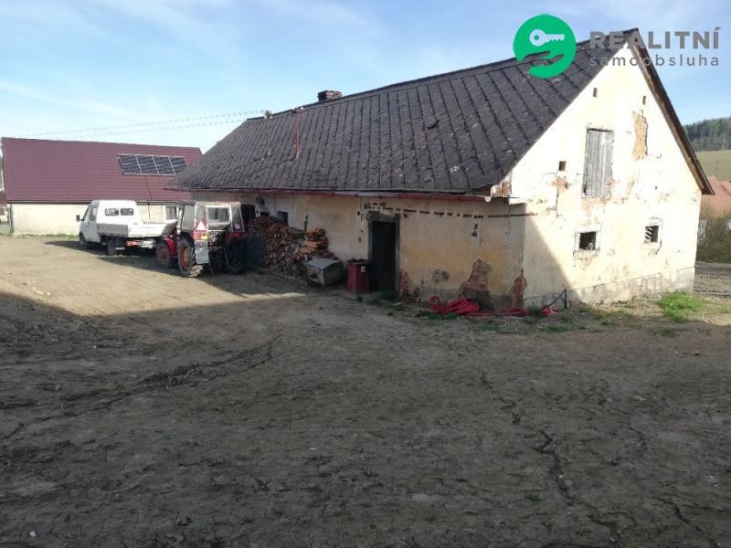 Prodej chalupa - Mochtín, 300 m²