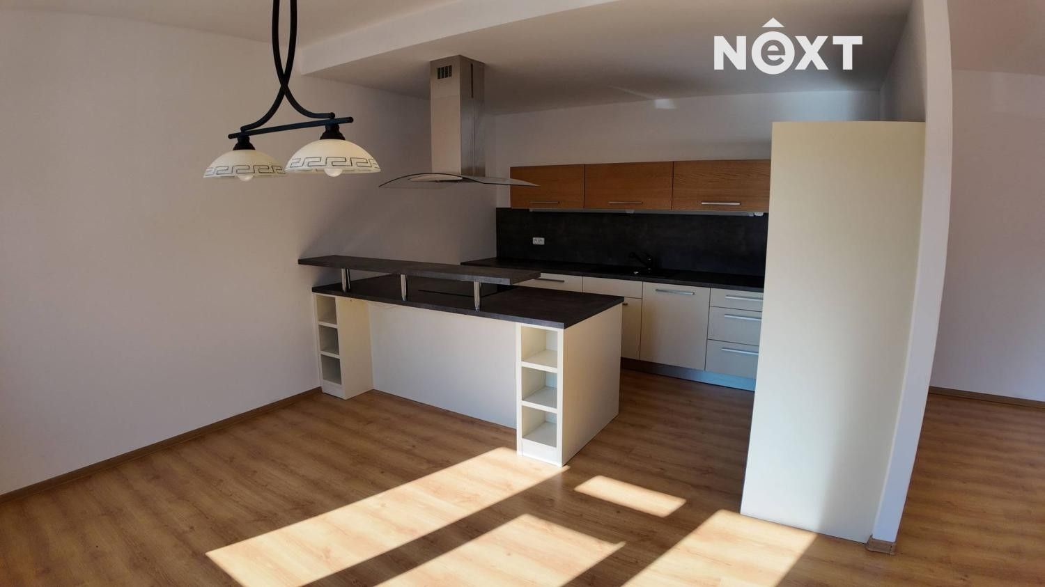 Pronájem byt 2+kk - Bratří Čapků 877, Hradec Králové, 81 m² - 5