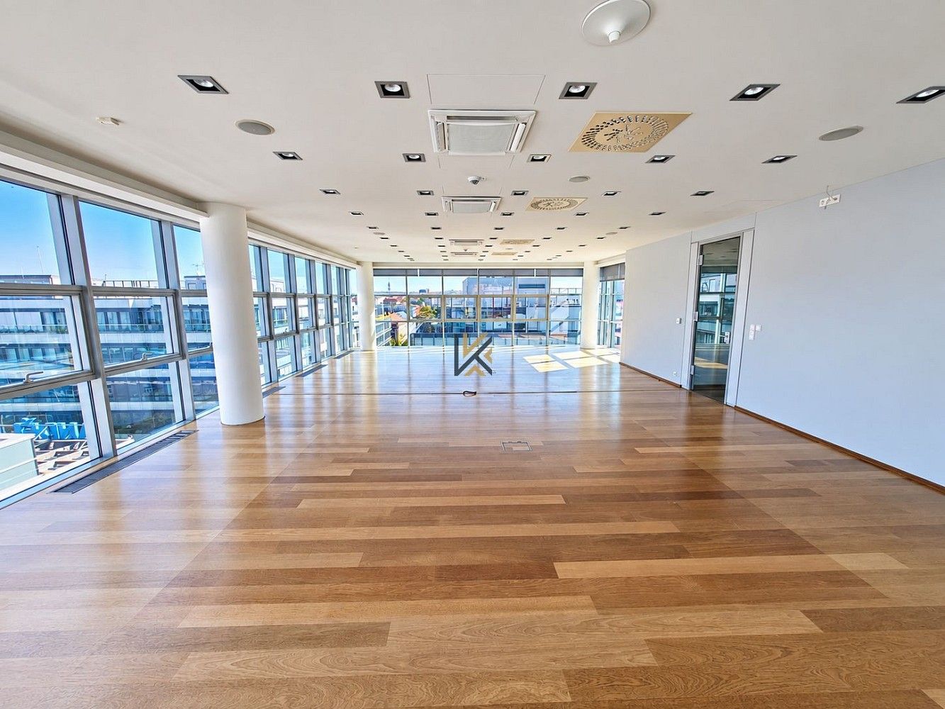 Pronájem kancelář - Praha - Smíchov, okres Praha 5, Hlavní město Praha, 589 m² - 5