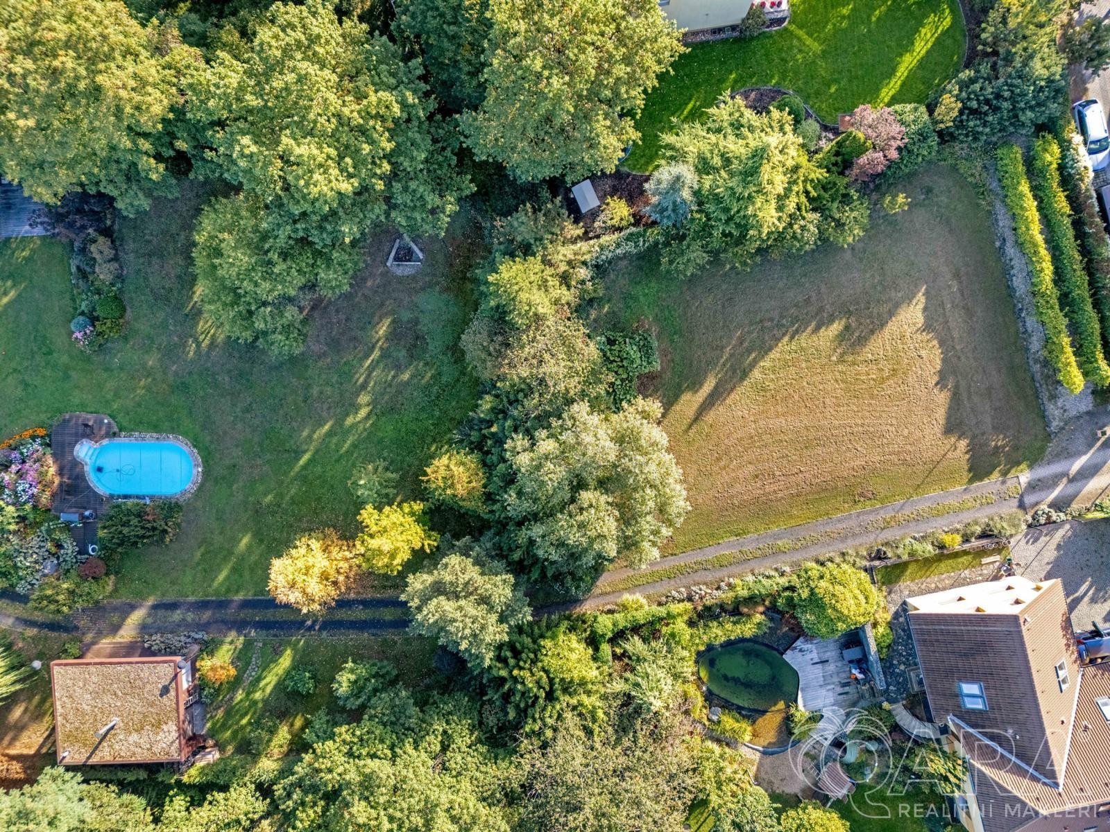 Pozemek pro bydlení, 2 115 m²