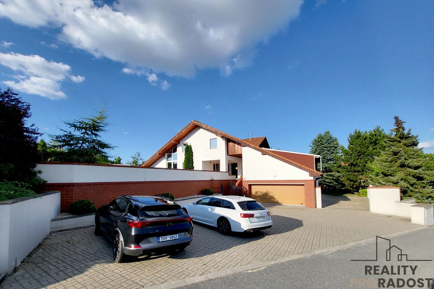 Rodinné domy, Klučov, okres Třebíč, 267 m² - 2