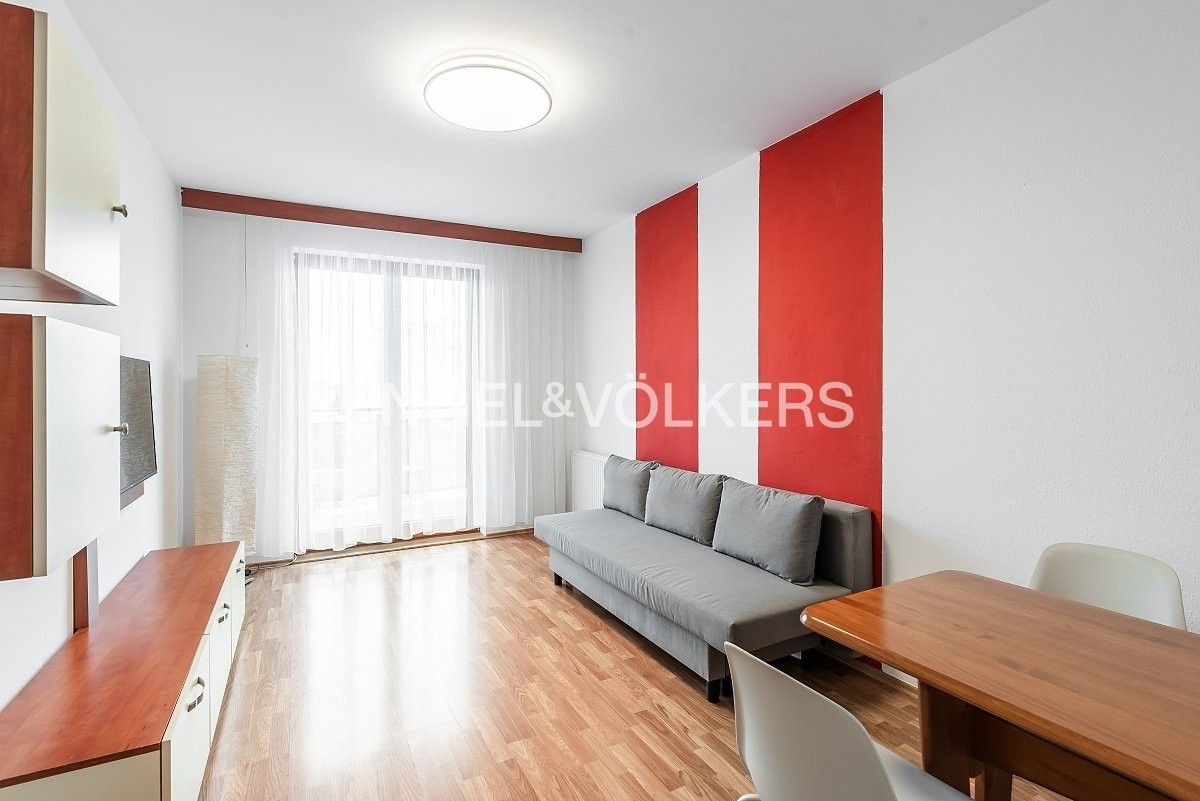 2+kk, Prorektorská 662, Praha, 47 m²